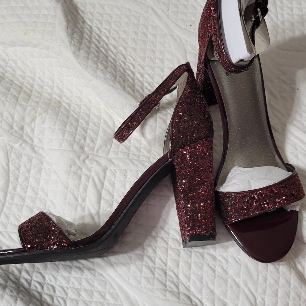 Guess Burgundy Dress Shoes